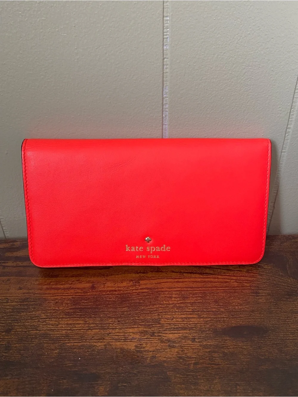 Kate Spade Storybook Lined Red/Orange Wallet - Picture 2 of 12